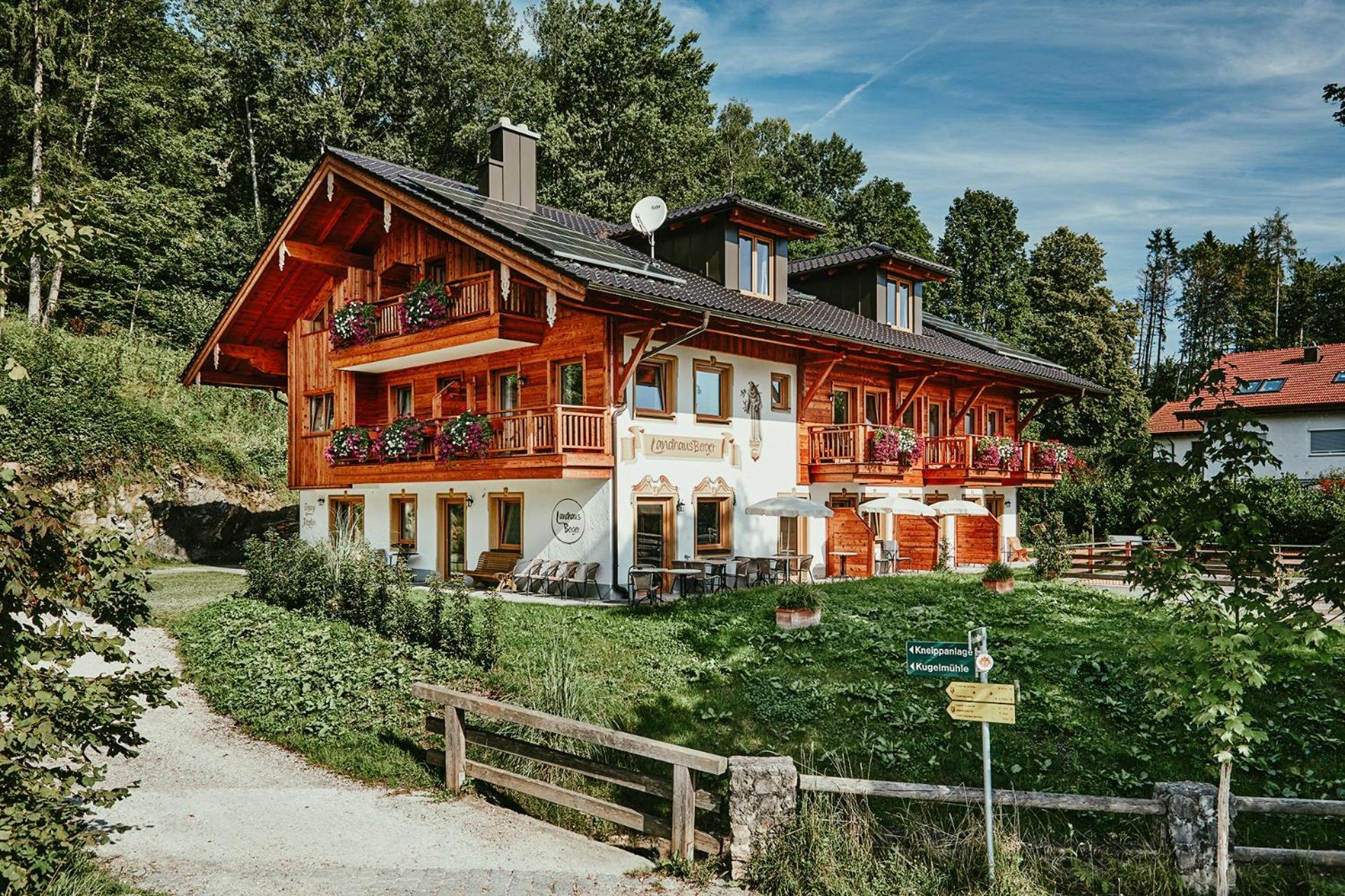 Landhotel Berger Ainring Buitenkant foto